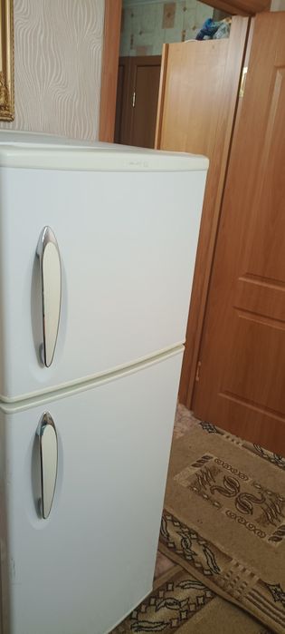 Продается холодильник LG