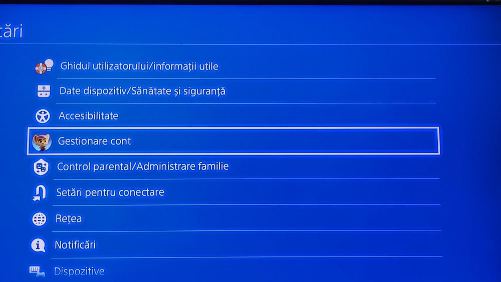 PS4 slim+3xcontroller+volan