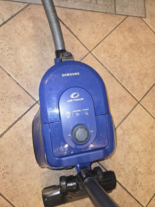 Прахосмукачка Samsung AIR Track
