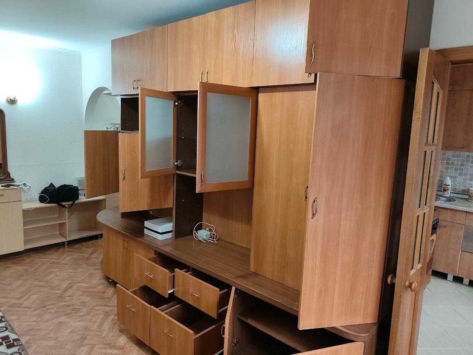 Стенка б/у для гостинной самовывоз