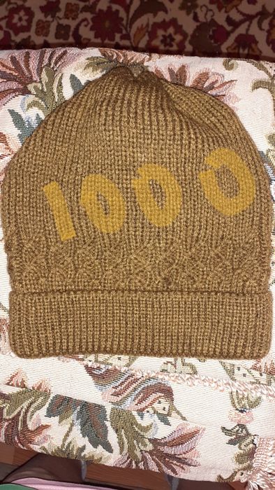 Продам шапку женскую