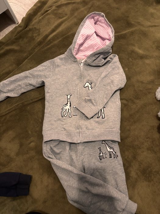 Одежда вещи на девочку 104 110