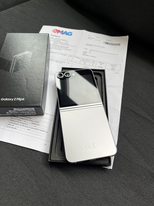 Samsung FLIP 6 256GB 12GB RAM Silver Garantie 09.11.2026