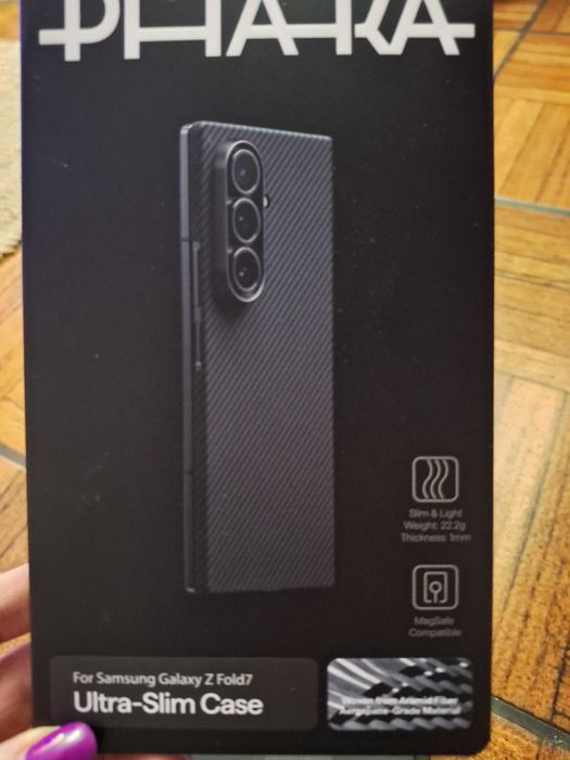 Huse telefon PITAKA si Samsung modele in descriere