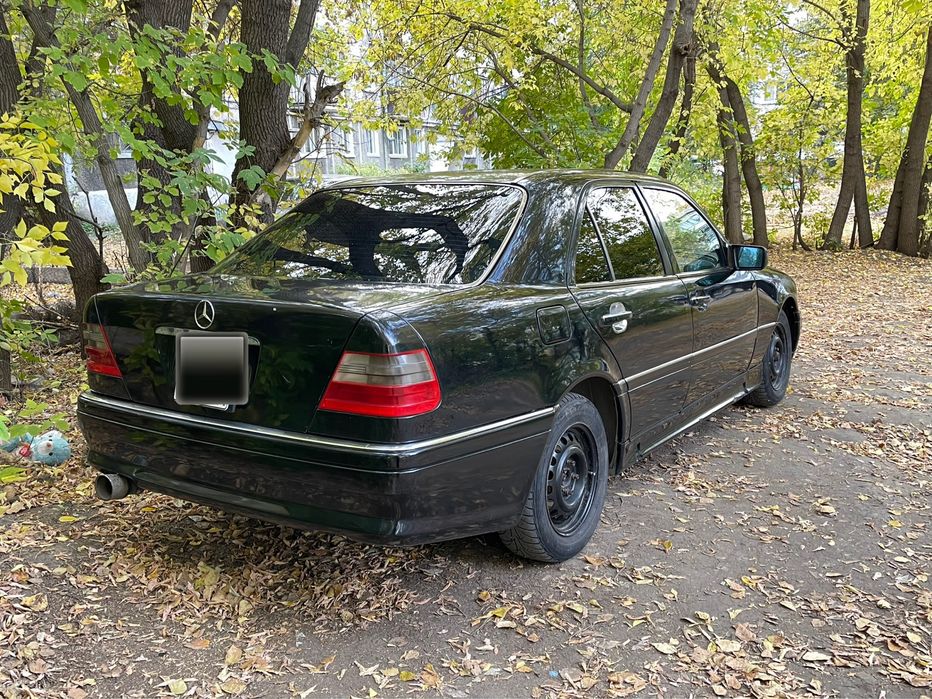 Mercedes Benz W202 C220
