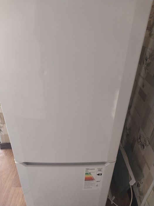 Продаётся холодильник Веко