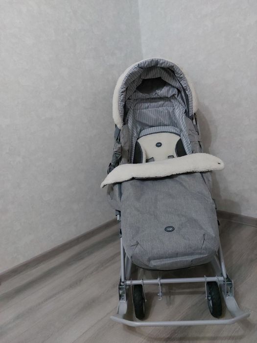 Продам санки Nika