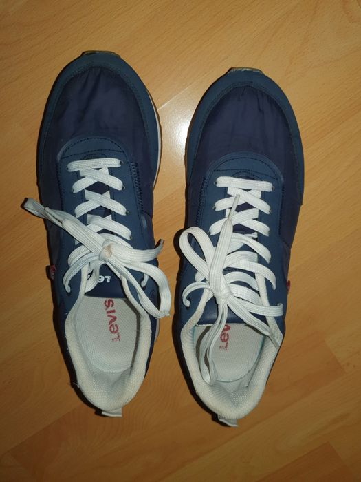 Pantofi sport Levis mar 39