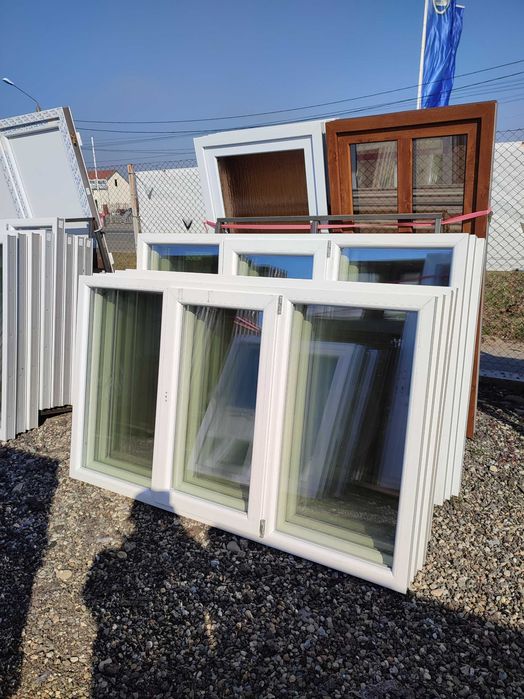 Fereste pvc noi in stoc  diferite culori si dimensiuni.