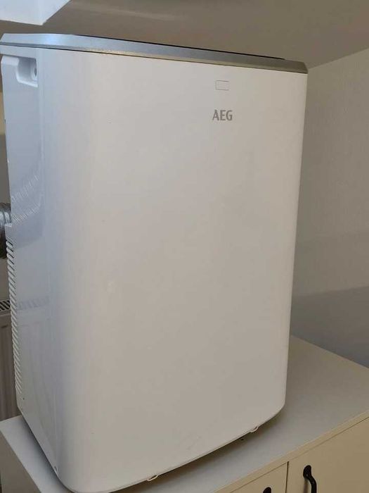 Aer conditionat portabil AEG 9000 BTU ChillFlexPro, pret Emag 3300 lei