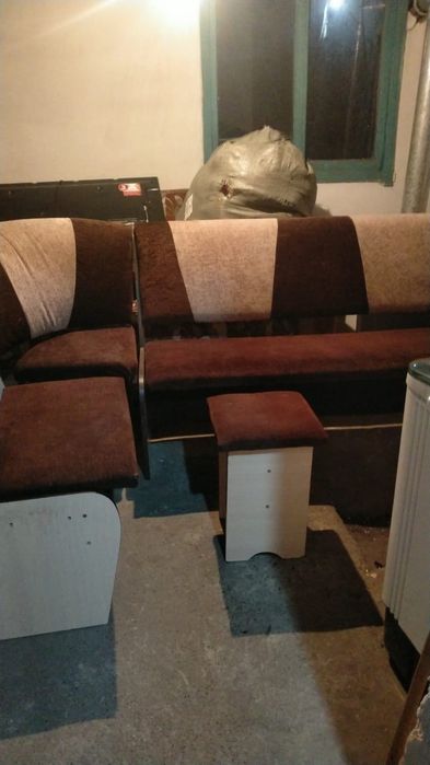 Продам кухонный уголок