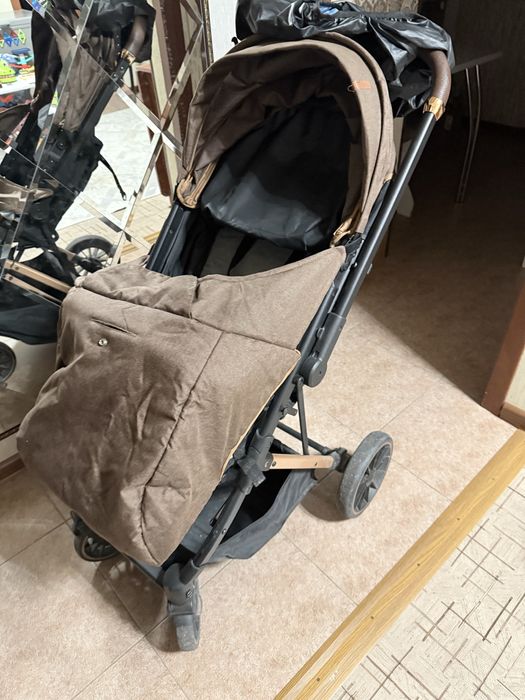 Продаю детскую коляску