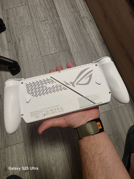 Конзола Asus rog ally xobox edition нова