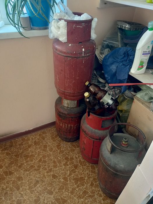 Баллоны газовые .