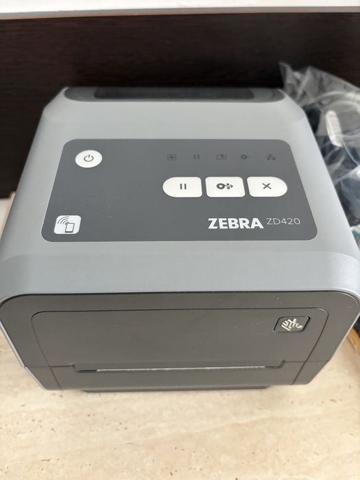 Imprimantă etichete Zebra ZD420 – Bluetooth – ca nouă + consumabile
