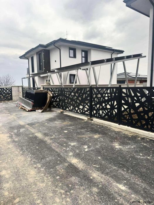 Оградни пана, врати и порти от високо качество!