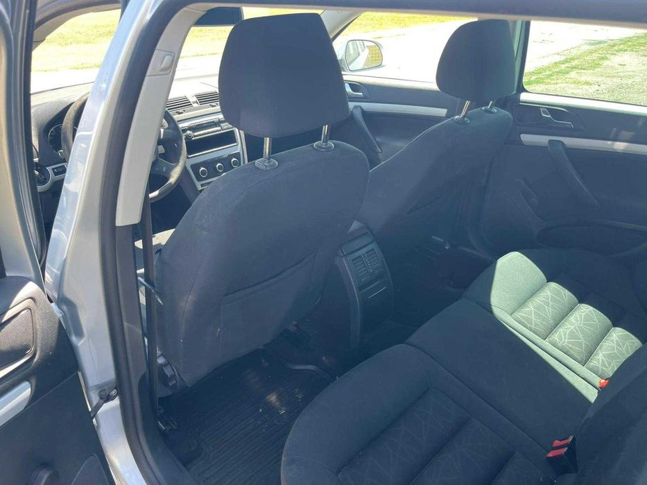 Skoda Octavia 1.6 Benzina 2011