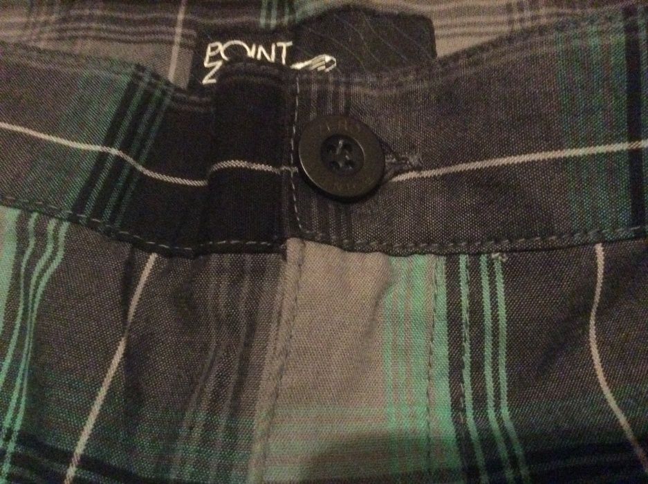 Pantaloni scurti barbatesti Poin Zero Nr 34 ( In Carouri )