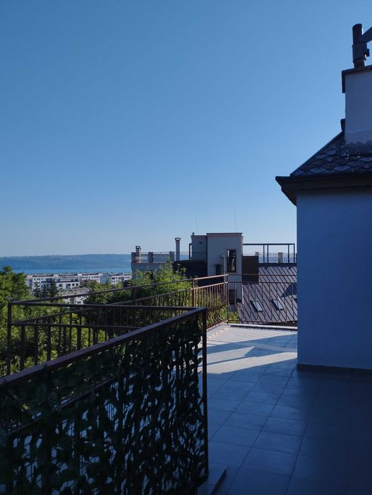 Дава се под наем Тристаен апартамент в Варна, Бриз - 140 кв.м за 892.5 € - Снимка #20