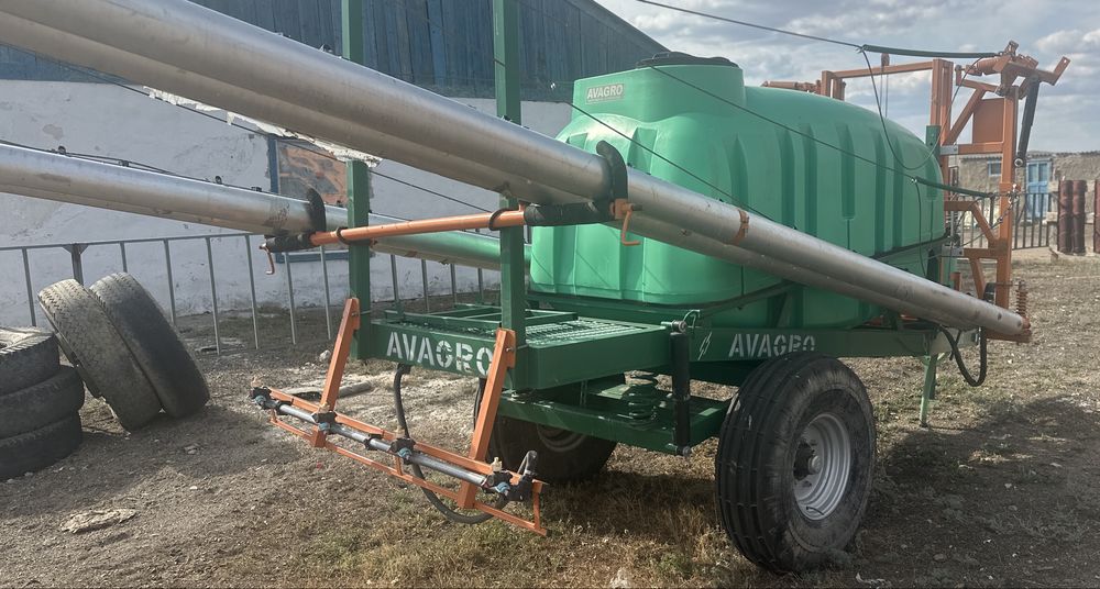 Опрыскиватель Avagro (внеситель удобрений)