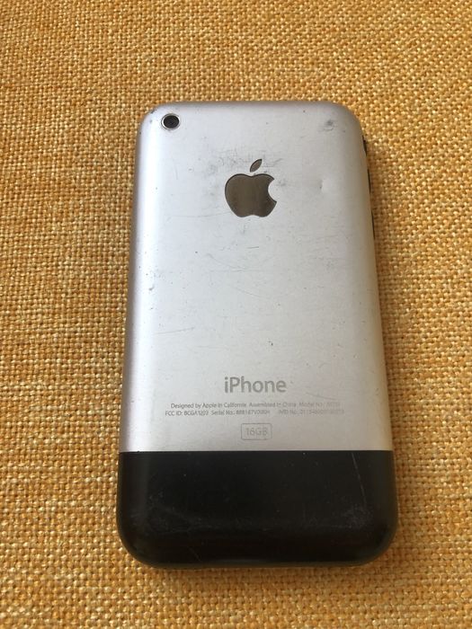 iPhone 2g сребрист 16gb