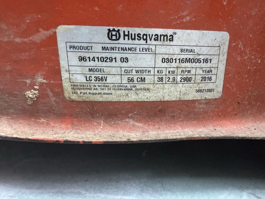 Masina tuns iarba Husqvarna LC 356 V