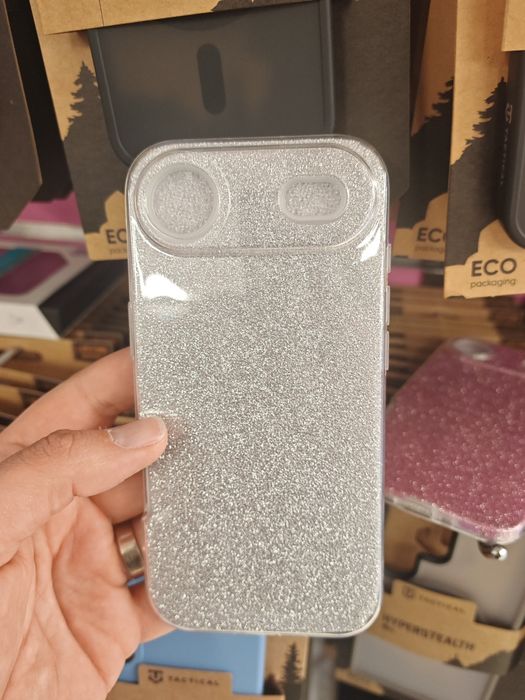 IPhone Air блестящи гърбове