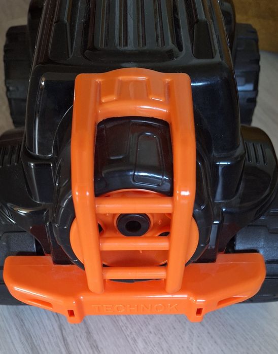 Детска играчка - джип