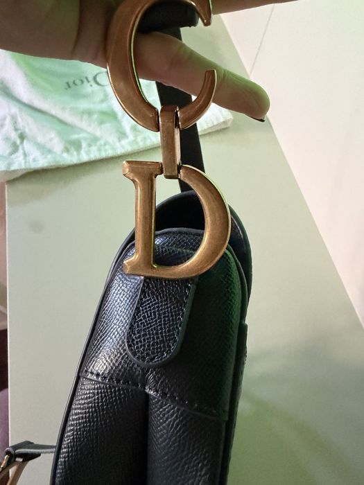Чанта по модел Dior saddle