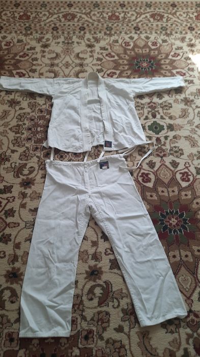 Кимоно детская в количестве 3шт.