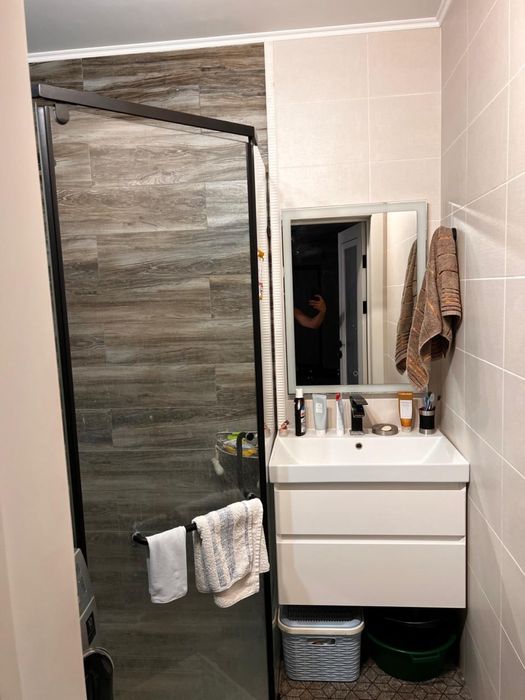 Продается 4-комнатная квартира.