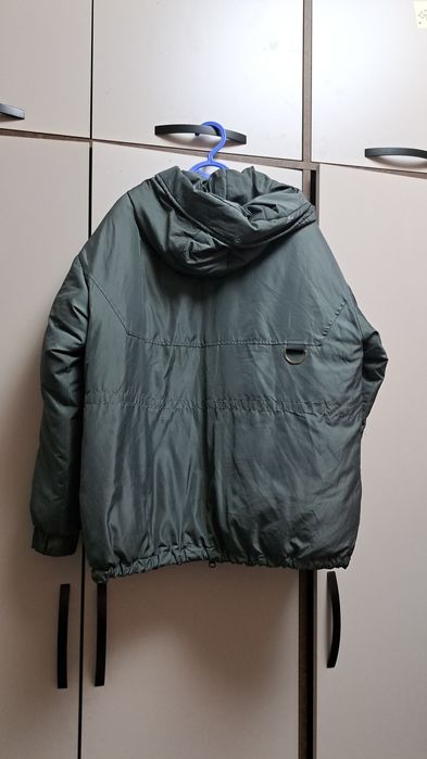 Женская куртка в хорошем состояние