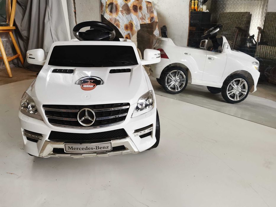 Детска електрическа количка RANGE ROVER 2x12V