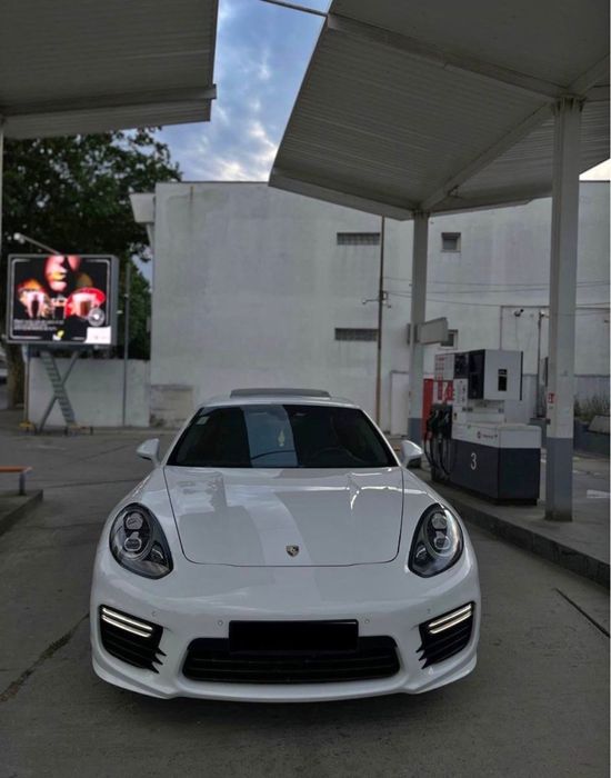Porsche panamera 3.0D 250cp pret 24.900 variante auto
