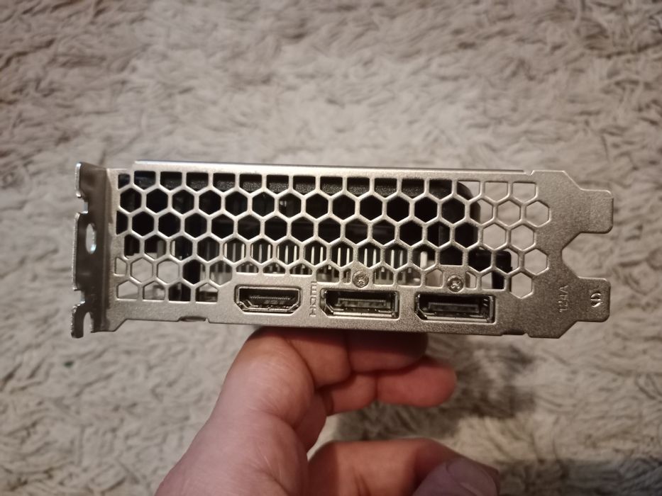 Продам видеокарту Palit GTX1650