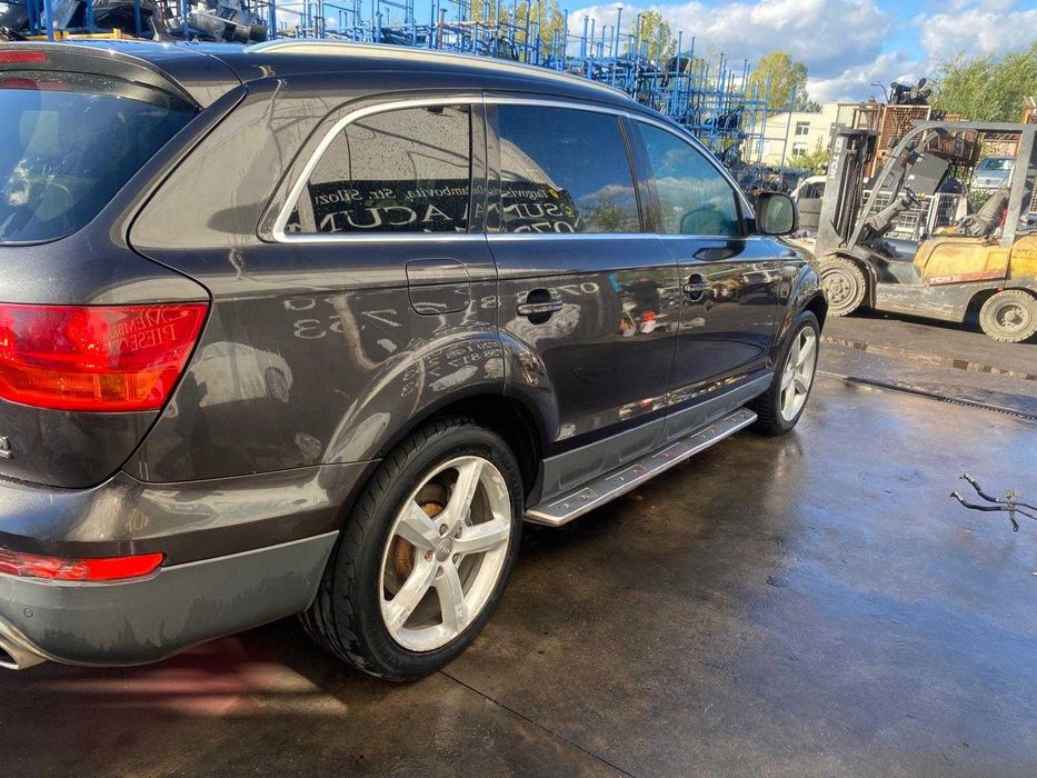 Dezmembrez audi q7 4L 3.0 tdi cod BUG/bara f1/farq7/haion q7/usa q7/