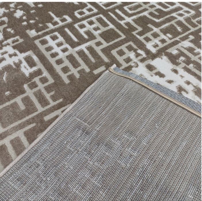 Продается новый ковер 300*400