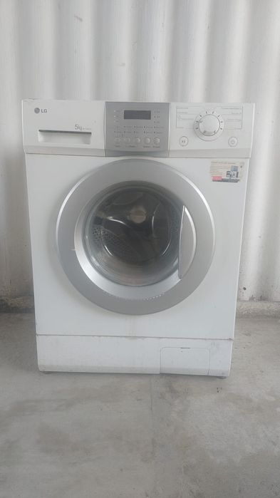 Продам стиральную машину