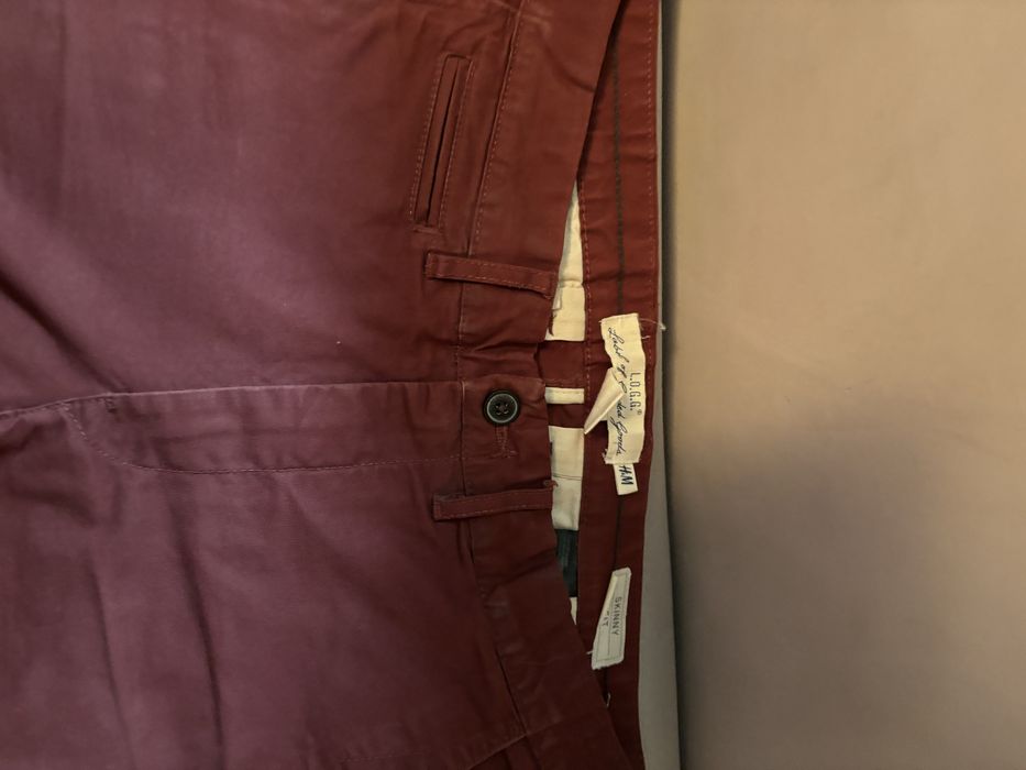 Панталон цвят бордо, използван