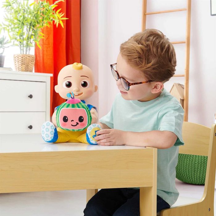 Cocomelon Музикална Кукла JJ със звезда топка играчка 3 вида Кокомелон