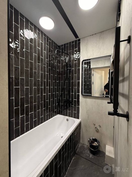 Продам квартиру Бий 3/3/4 70м2 с новым ремонтом