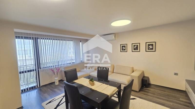 Дава се под наем Тристаен апартамент в Аксаково - 75 кв.м за 418.71 € - Снимка #1