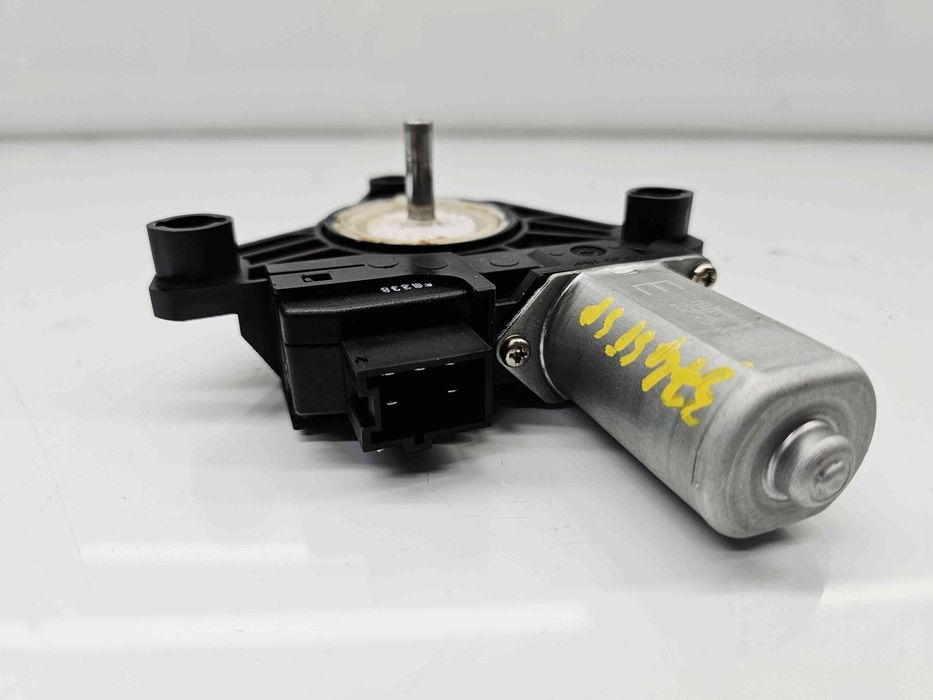Motoras geam stanga spate Mercedes Clasa C Combi (W205) [Fabr 2015-pre