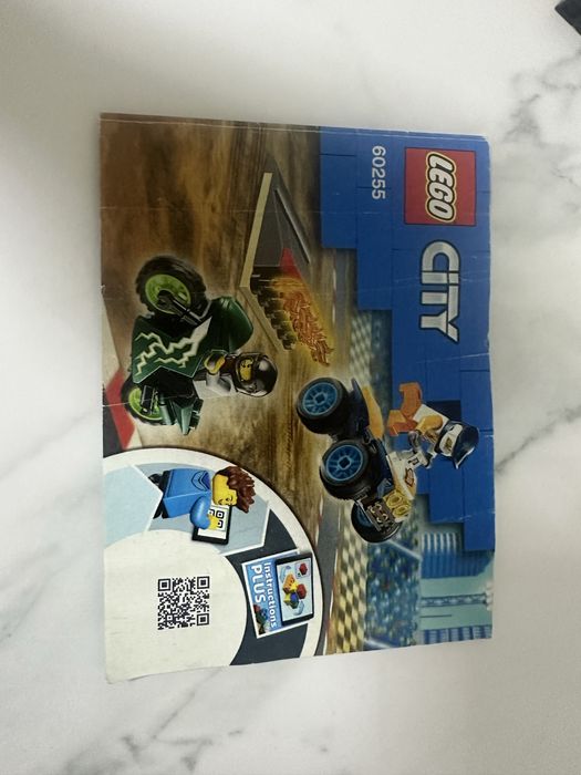 Лего сити 60255.