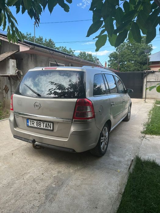 Opel Zafira B 1.7 CDTI/7 locuri/2008 /Euro 5