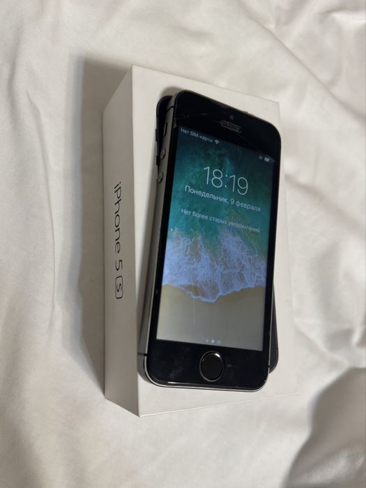 iPhone 5s в идеале, с коробкой!