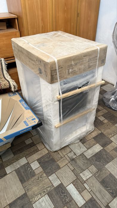 Срочно продам газ плиту