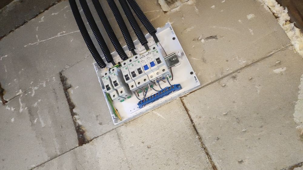 Услуги электрика 24/7