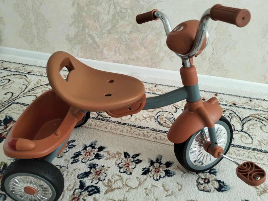 Продаётся велик детский 1 2 3 лет