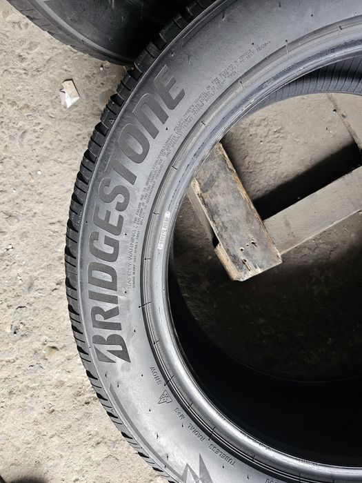 4 anvelope iarna 235 55 19 Bridgestone 2022